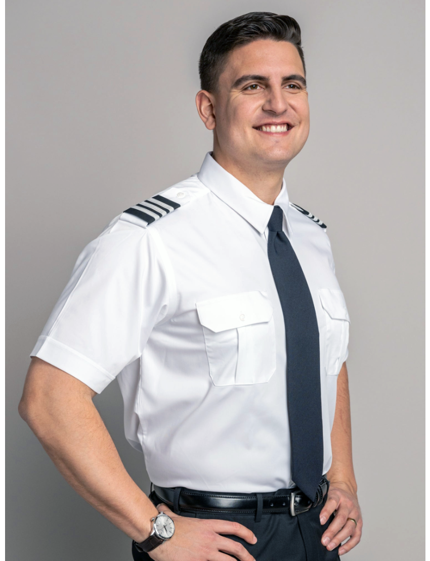 Sterling Open Pocket Short Sleeve Tapered Shirt w/Eyelet